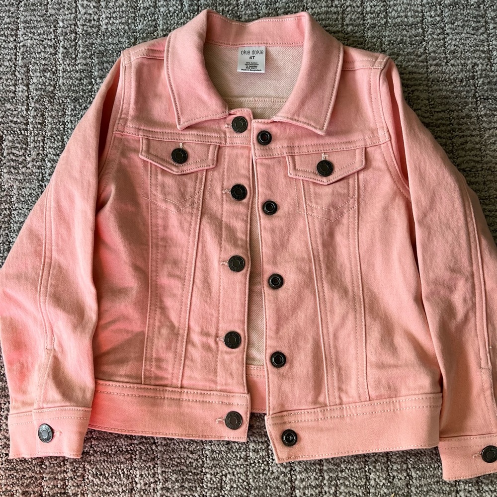 4T okie dokie light pink jean jacket. Like new!
